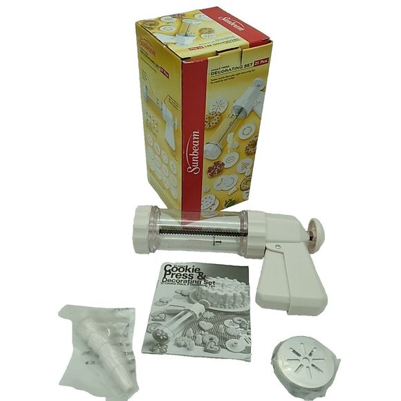 Sunbeam Cookie Press 21 Pcs Decorating Set 12 Cookie Discs New Open Box - Picture 3 of 9